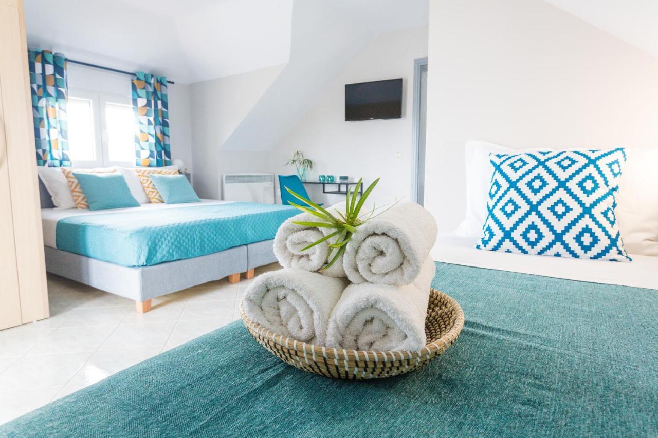 Joya Ofrynio Stylish Suites โอฟรีนีออน ภายนอก รูปภาพ