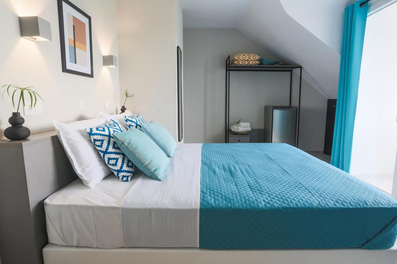 Joya Ofrynio Stylish Suites โอฟรีนีออน ภายนอก รูปภาพ