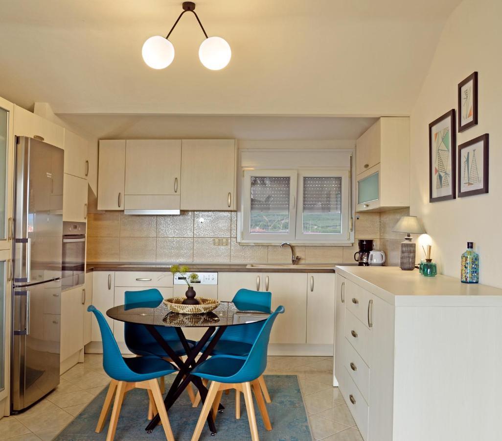 Joya Ofrynio Stylish Suites โอฟรีนีออน ภายนอก รูปภาพ
