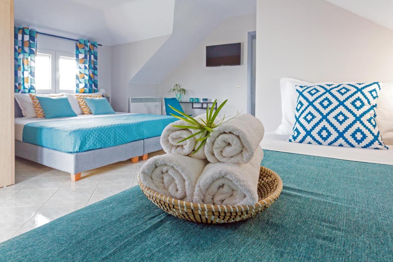 Joya Ofrynio Stylish Suites โอฟรีนีออน ภายนอก รูปภาพ